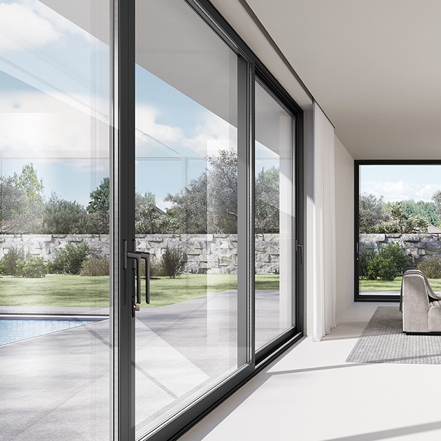 God kvalitet, kraftig villa med dobbeltglas, skydedørssystem i aluminium, skydedør i glas, døre og vinduer